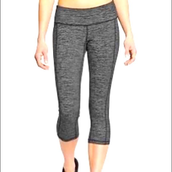 old navy capri yoga pants
